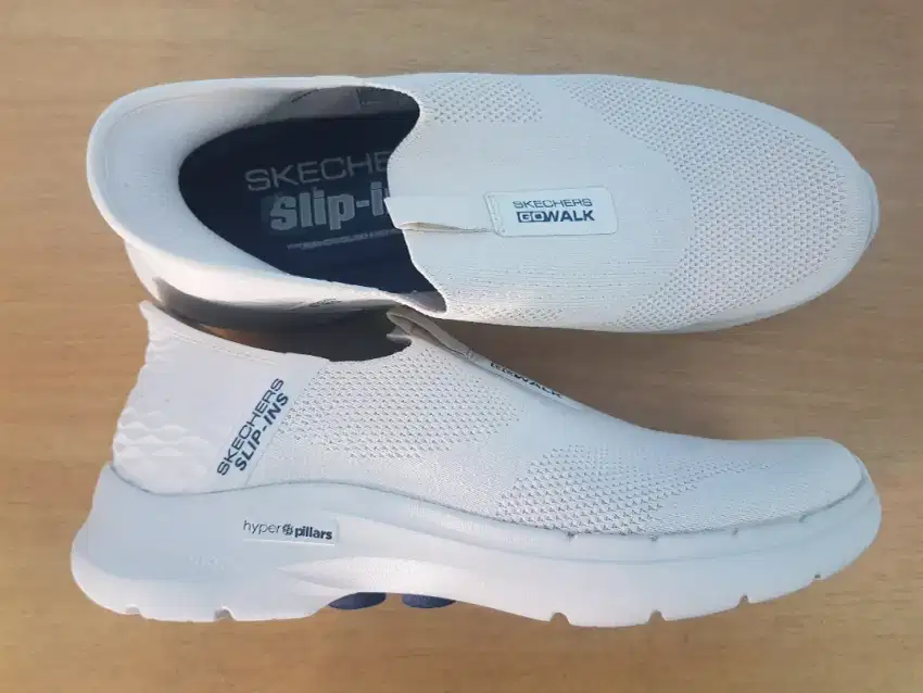 Skechers Slip On
