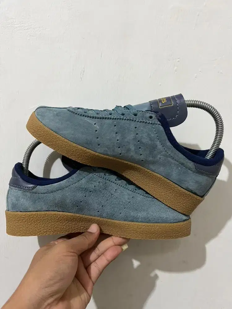 Sepatu adidas Topanga minus 36
