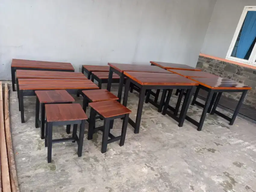 Meja kursi makan keluarga, meja kursi warung Cafe resto, meja kayu