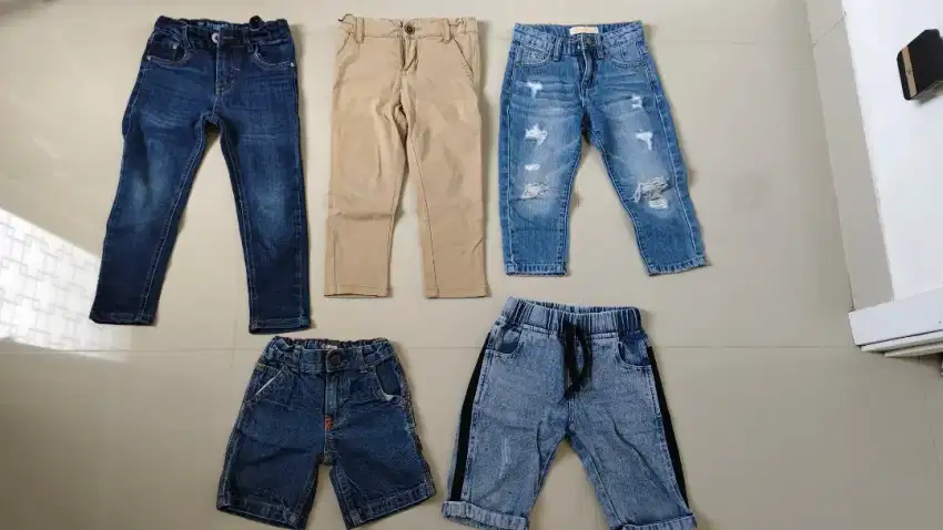 Celana anak usia 3-4 tahun