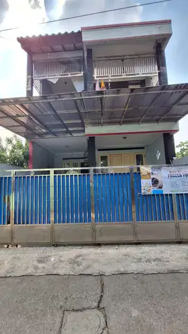 Rumah 2 Lt Tanah Luas di Bekasi 8 Menit ke Terminal Siap Huni J-26695