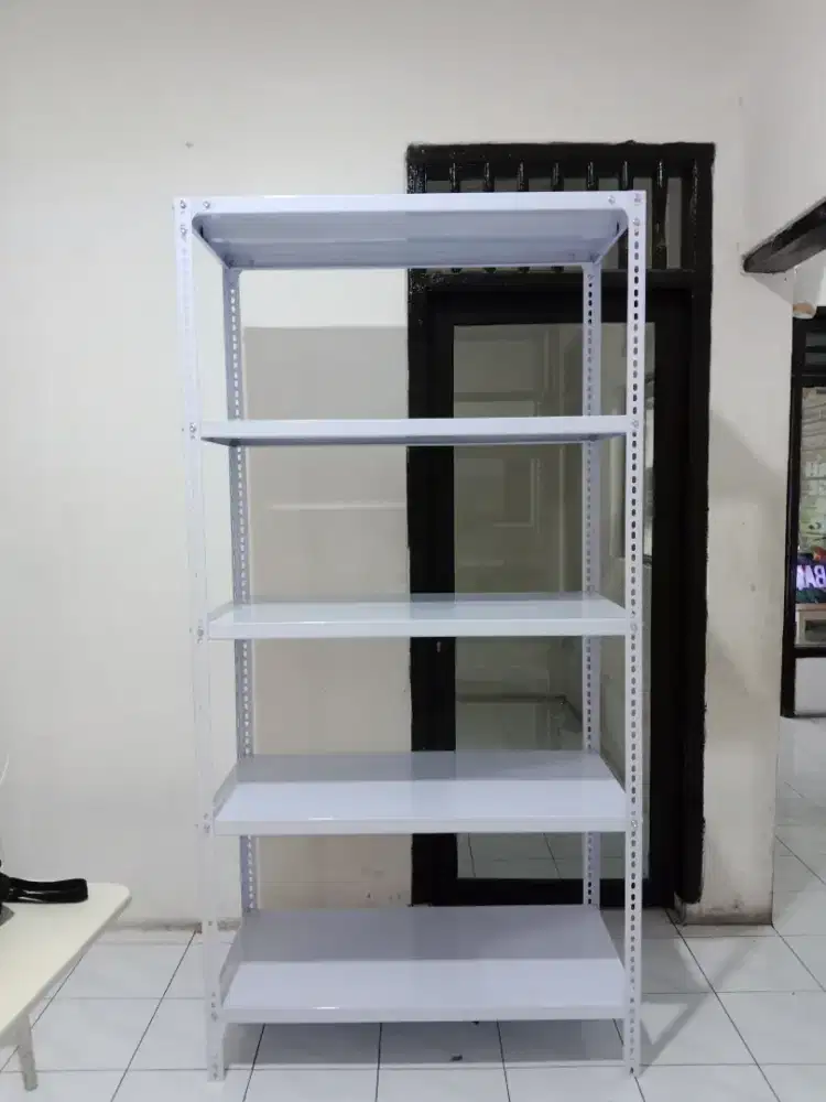 Rak besi siku lubang susun 5