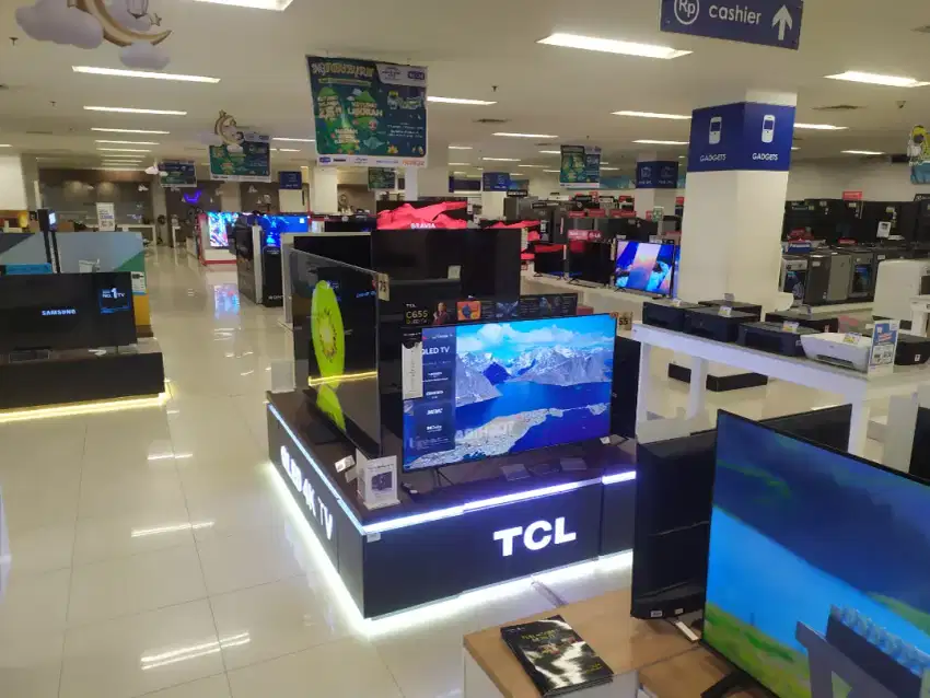 Cash atau Kredit TV berbagai merek di Electronic City MBK