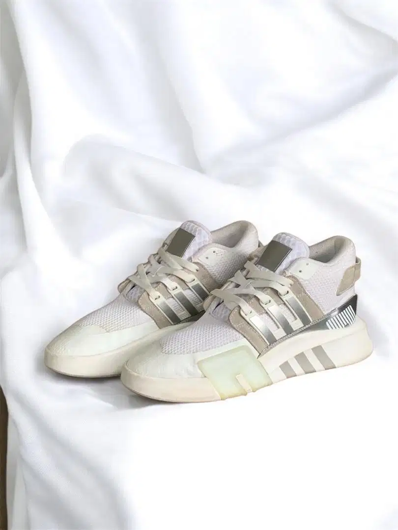 Sepatu Second Adidas Equipment size 40 41