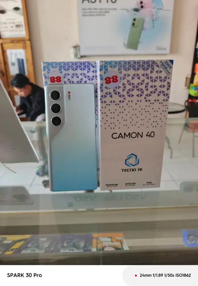 HP Tecno Camon 40 8GB+8GB/128GB ,Baru,Segel Box,Garansi Resmi,Original