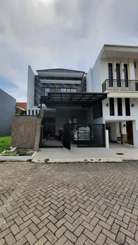 Rumah Harga Murah di Pakuwon City dekat Kampus ITS, Mulyosari, Nginden