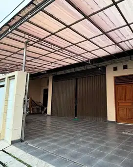 Rumah di Tanah Mas Semarang