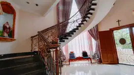 Dijual Cepat Rumah Hoek Manyar Permai PIK 1 Jakarta Utara