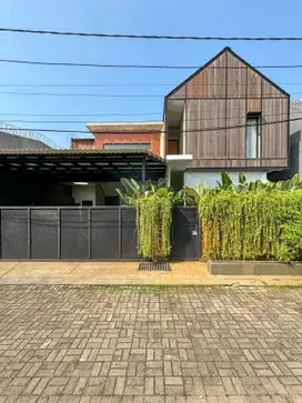 TEBET MODERN MINIMALIST HOUSE SEMI FURNISHED ROW JALAN 4 MOBIL