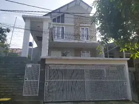 Jual Rumah Villa LUAS MURAH Full Furnished di Ujung Berung Bandung