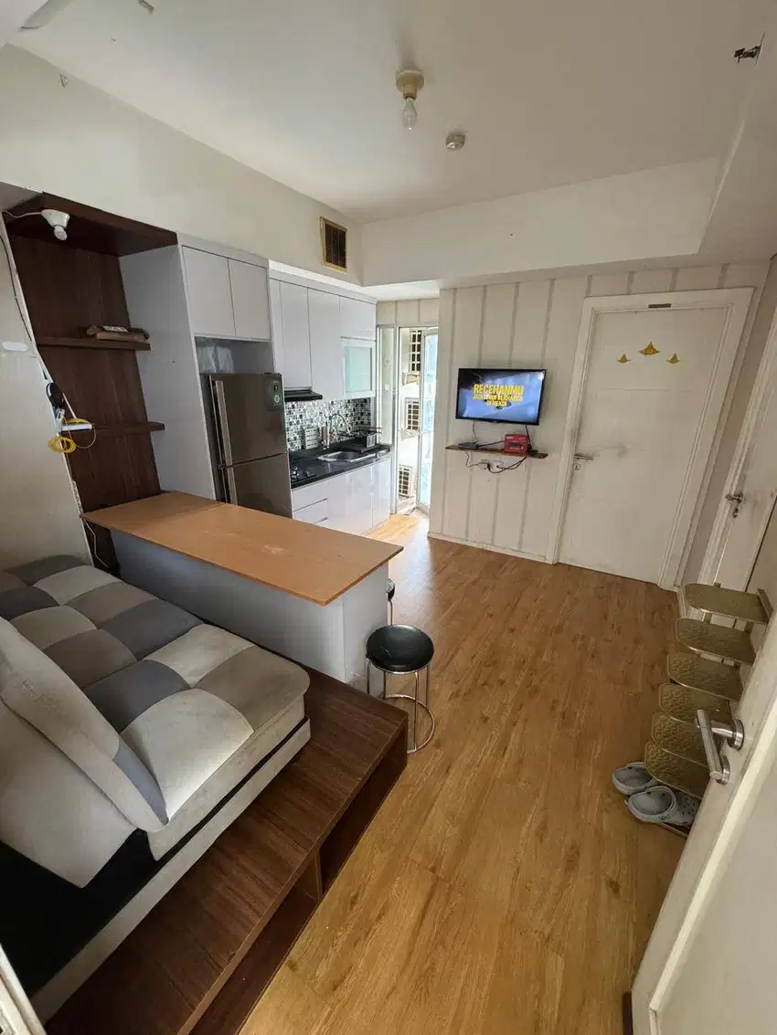 ready apartemen green lake sunter,2kamar,AC 3,hoek,view danau