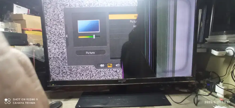 Tv led uHD 39 in sharp hidup