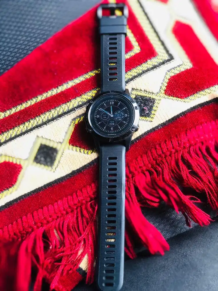 For sale Garmin Fenix 5 second