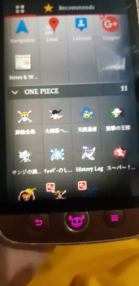 Handphone ntt one piece