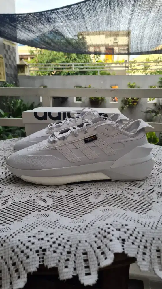 Adidas arvyn shoe boost original