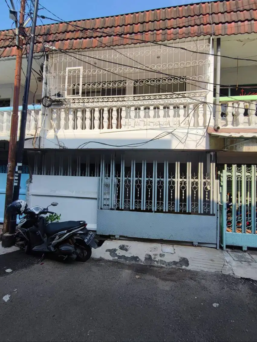 Disewakan Rumah 2 Lantai Di Latumenten, Angke