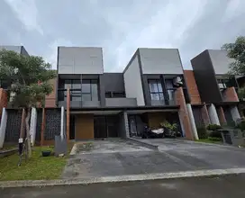 Dijual Rumah Baru Alam Signature Suvarna Sutera Tangerang