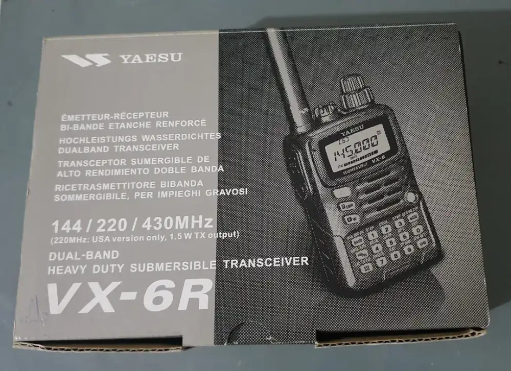 Dijual HT Yaesu VX-6R Dual Band