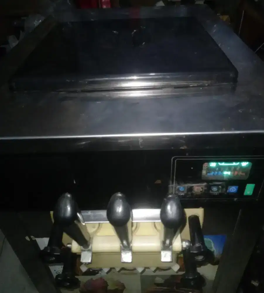 Mesin Ice cream Ramesia