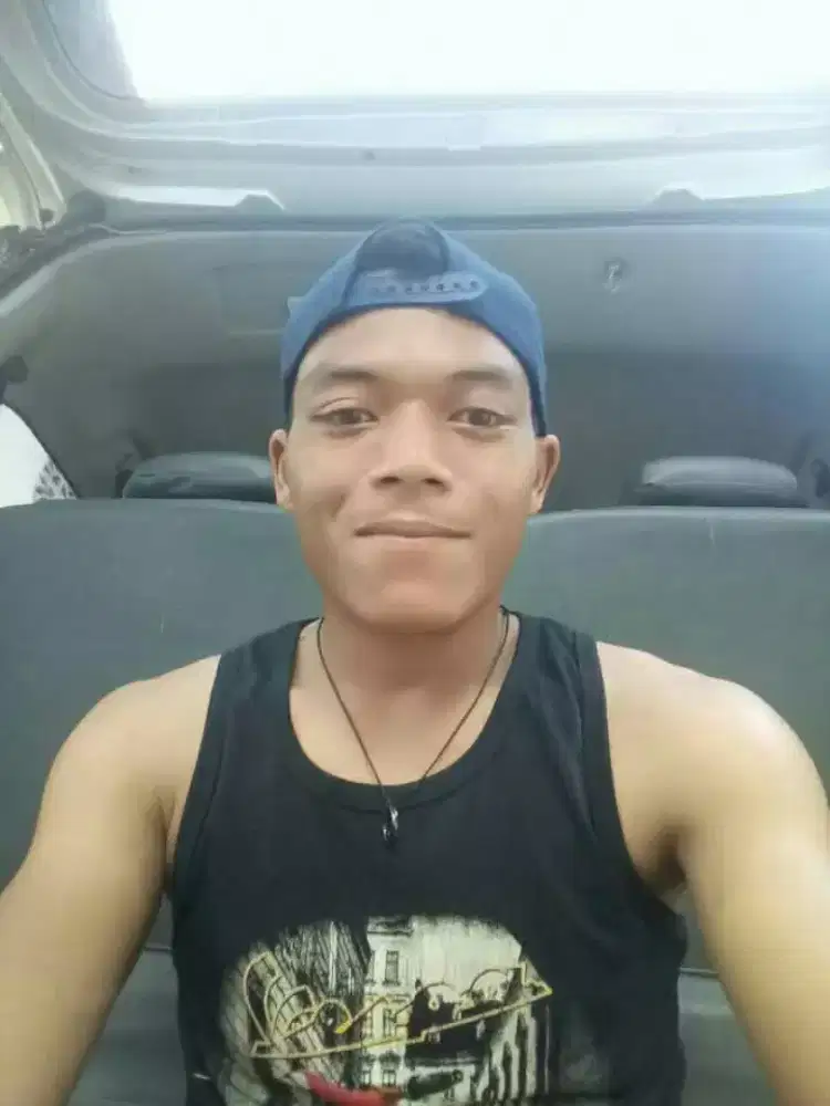 Mohon ijin bpak/ibu ,saya mencari pekerjaan