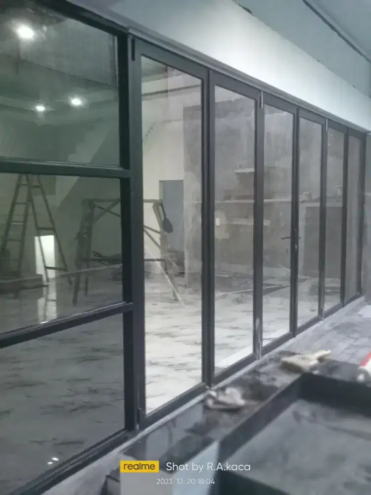 Pintu lipat pintu sliding