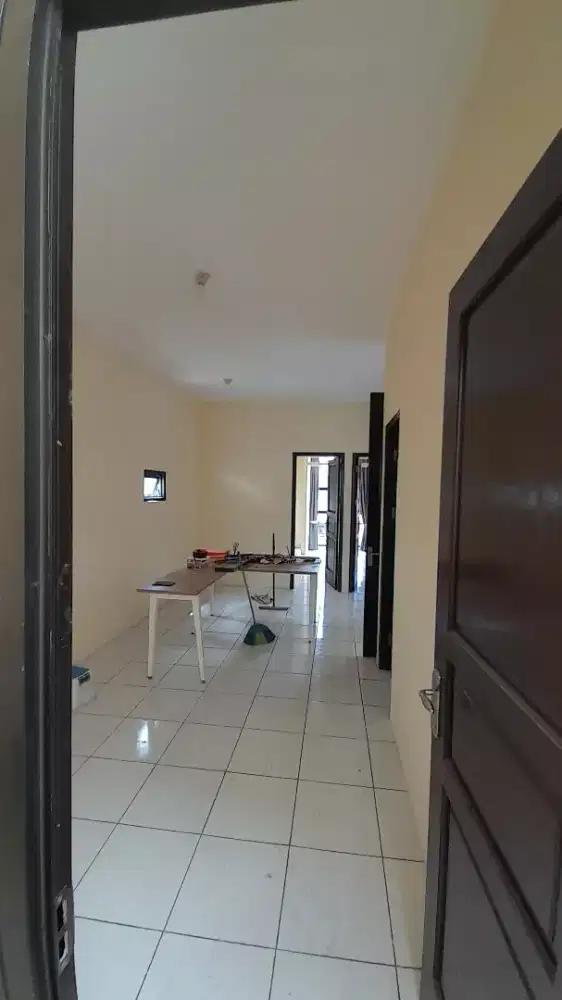 Bismillah di kontrakaanan tahunan 1 rmh di lt 2