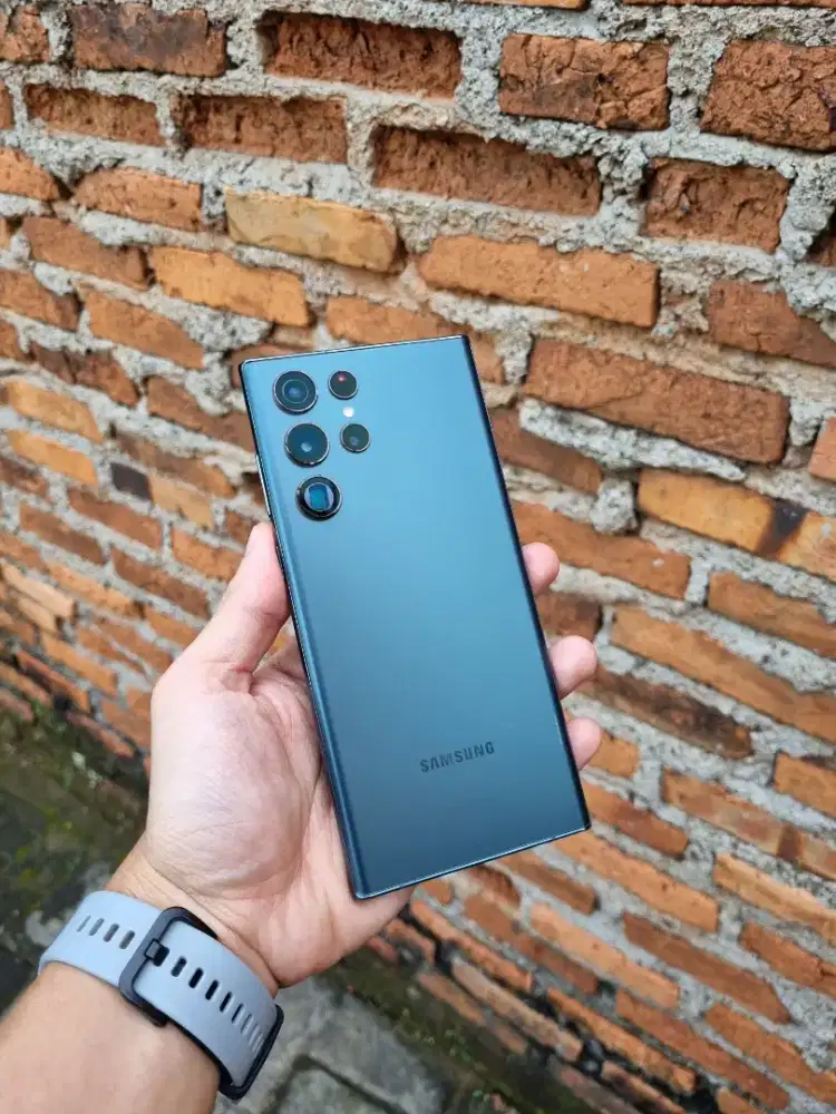 Samsung Galaxy S22 Ultra 12/512GB SEIN Fullset