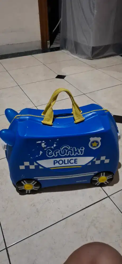 Koper Anak Trunki Biru Preloved - Police car