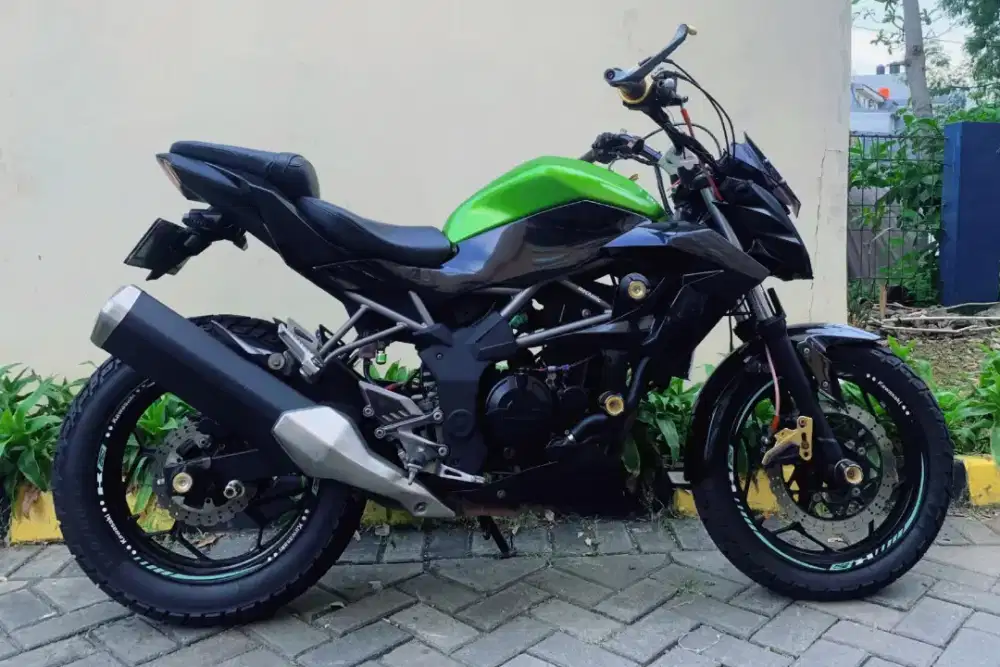 Dijual Kawasaki Z250 SL 2016 - Hijau