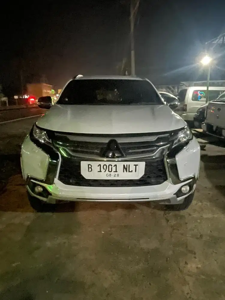 Mitsubishi Pajero Sport Dakar Ultimate 4x2 AT