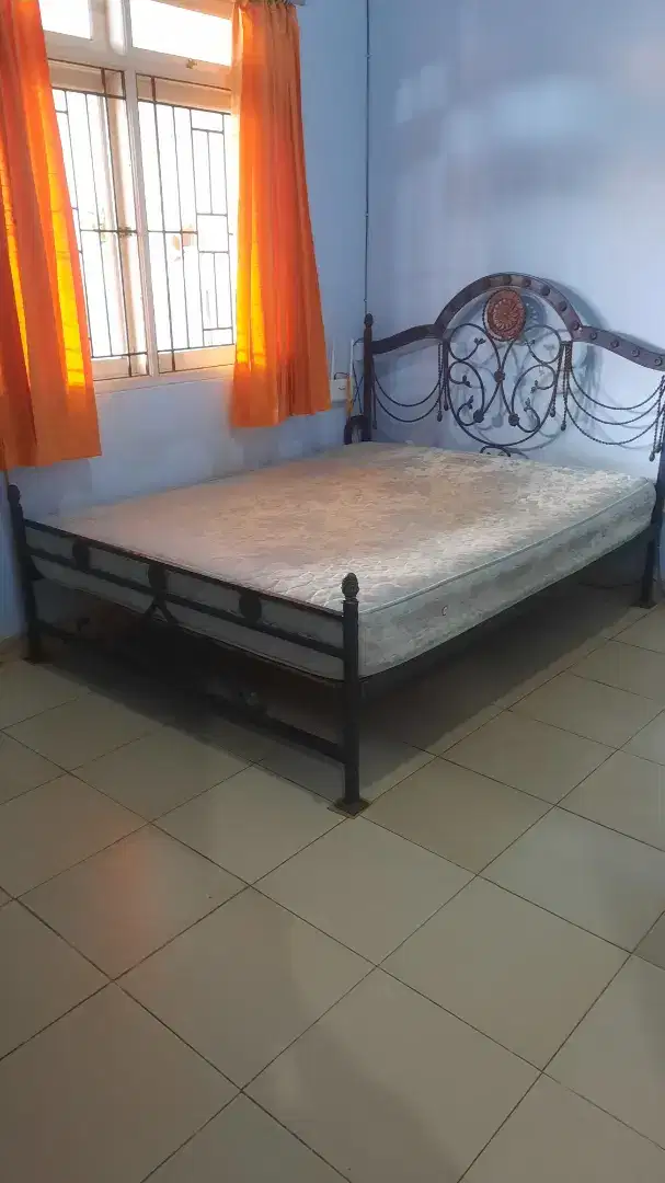 Dijual Ranjang Besi Tempa+Springbed 160x200 Central