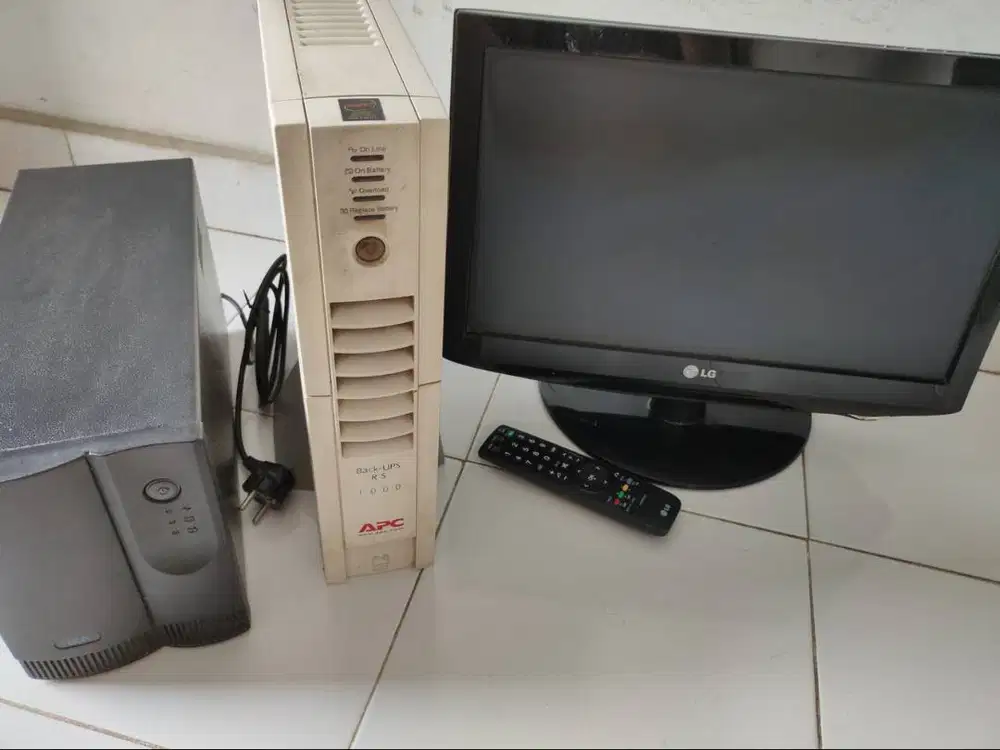 Dua UPS dan LCD TV LG