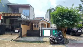 Rumah Siap Renov Hadap Selatan 15 Mnt ke RS Sari Asih Ciputat J-25490