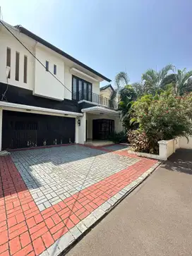DIJUAL RUMAH SECOND ASRI DI KEMANG JAKARTA SELATAN