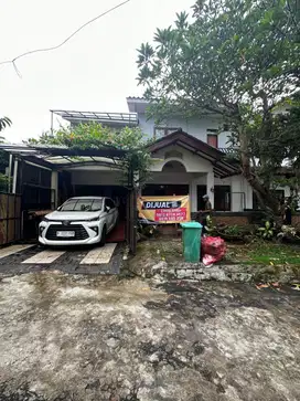 Dijual Rumah 2,5 lantai Luas di Komplek Timah Cinere, Depok