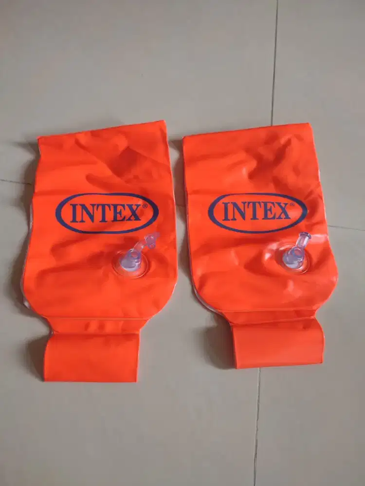 Pelampung lengan anak intex