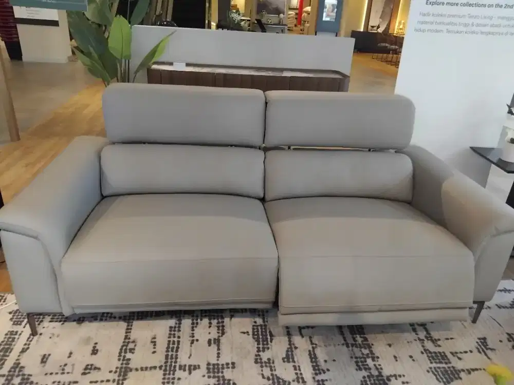 KREDIT THEO SOFA 3 SEATER