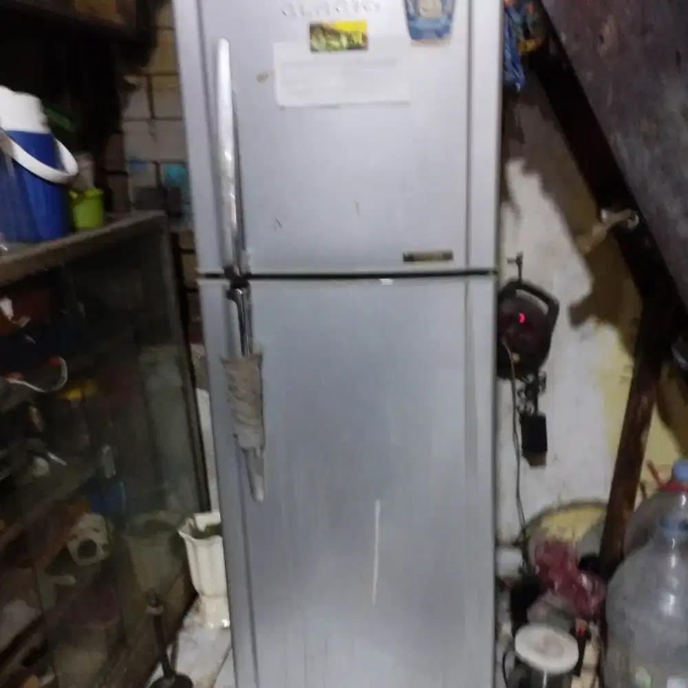 Kulkas 2 pintu dan 1 pintu
