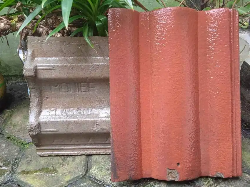 Genteng beton monier elabana bekas