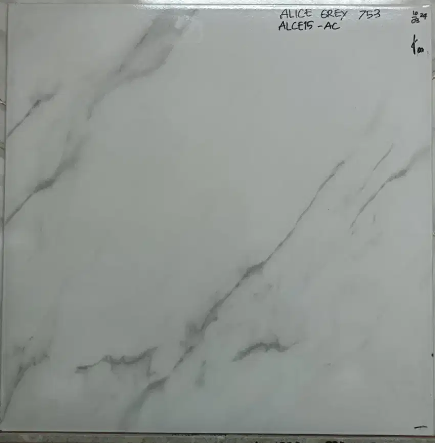 Keramik ukuran 50x50 murah