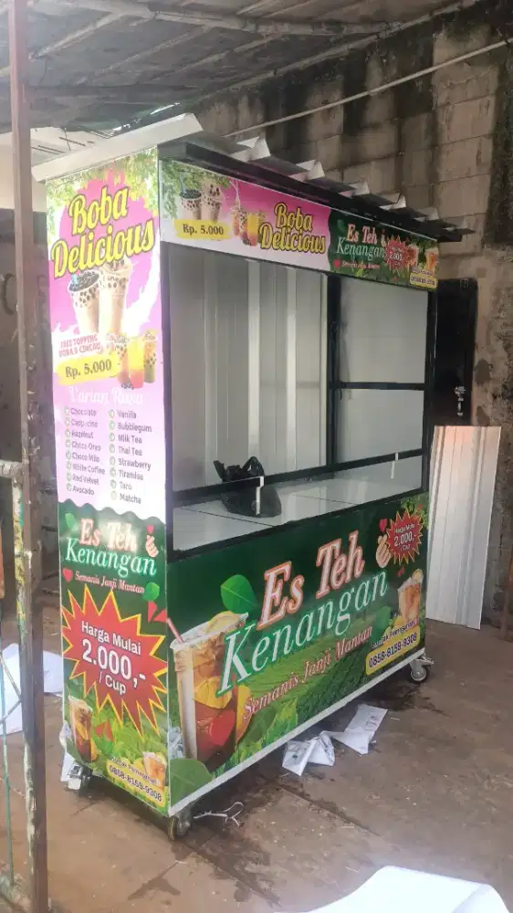 Pembikinan gerobak boba dan es teh solo