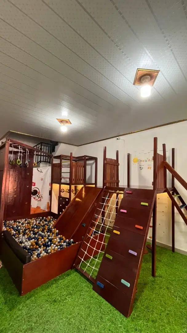 Dijual Paket Usaha Playground Masih Bagus