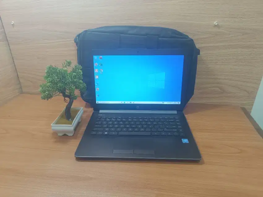 Laptop anda lemot saat digunakan. Upgrade saja menggunakan SSD.