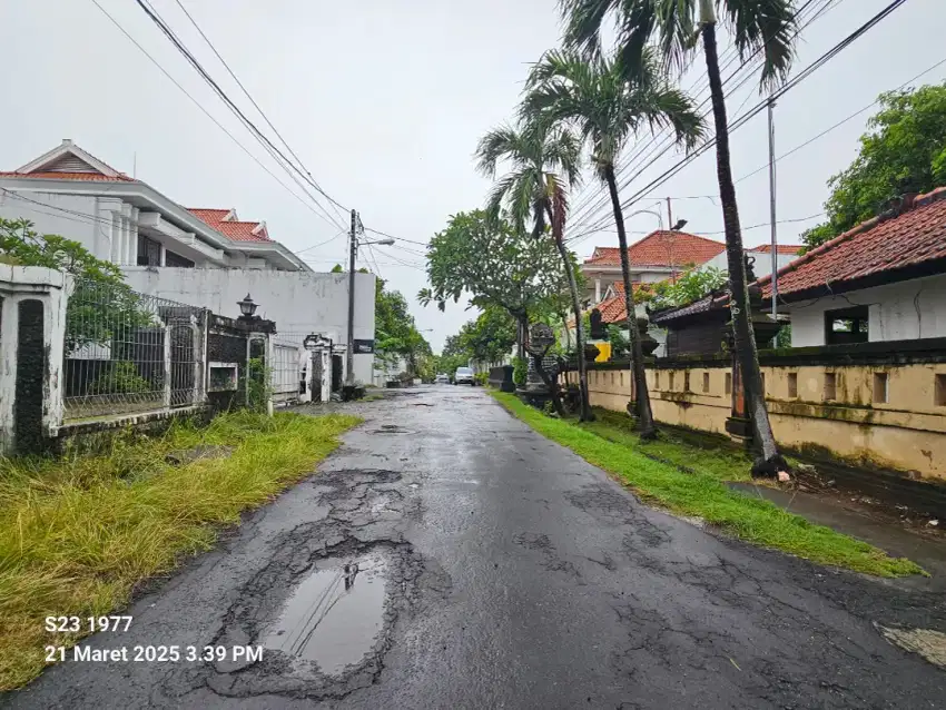 Tanah 298m2 di Jayagiri Renon lingk Ellite