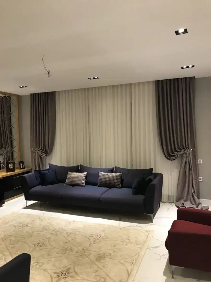 Pasang gordyn gorden murah vertikal roll blind jasa wallpaper dinding