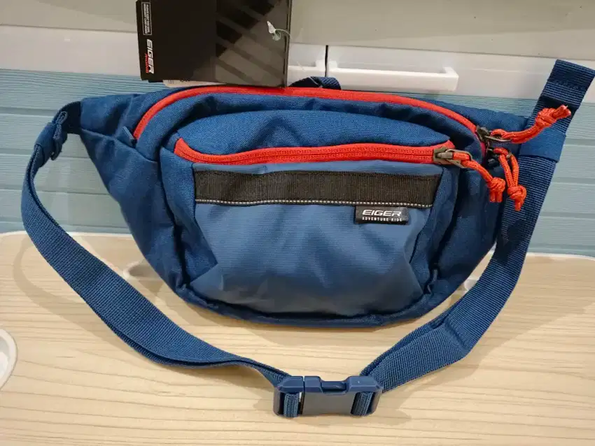 Tas Selempang/Waist/Pinggang Merk EIGER Dijamin ORIGINAL 3L 35x10x15cm