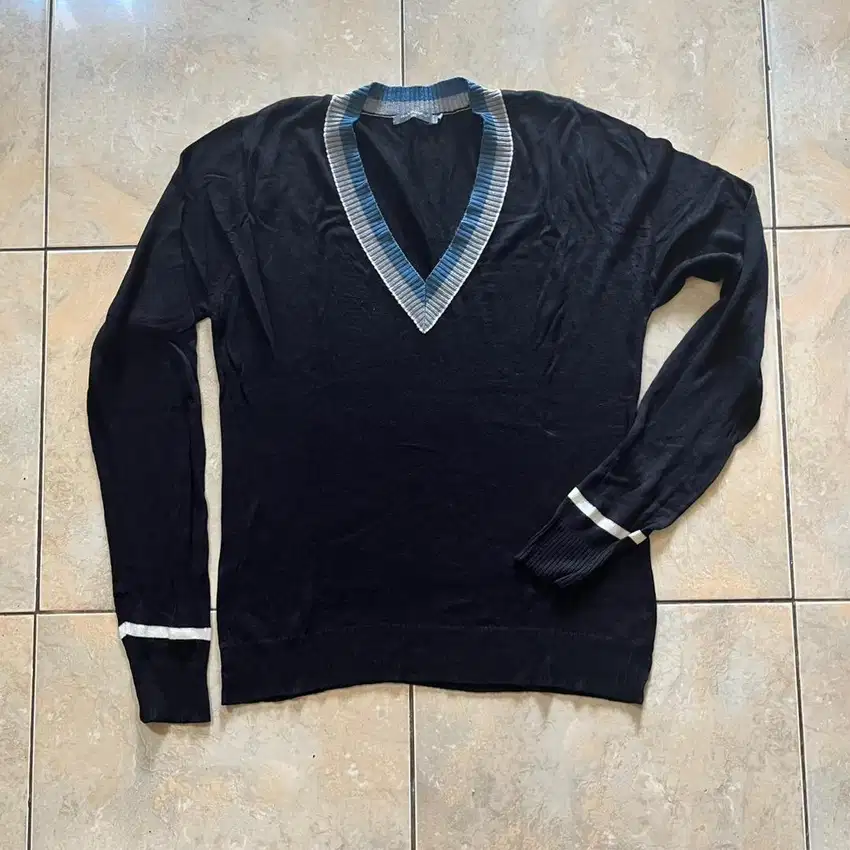 Hush Puppies Black Sweater Size M/L