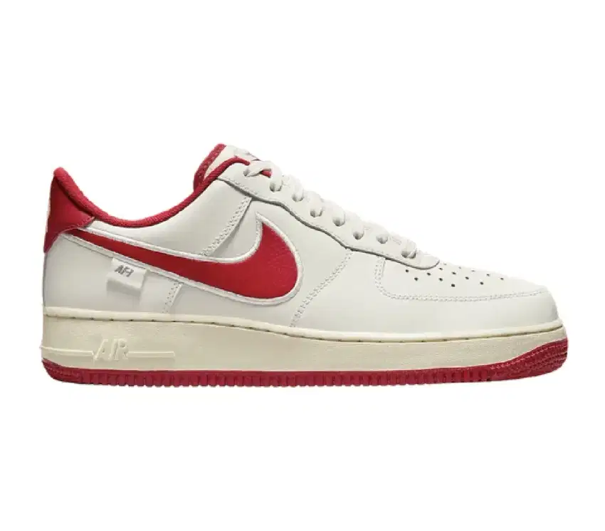 Nike Air Force 1 low 07 Sail Gym Red