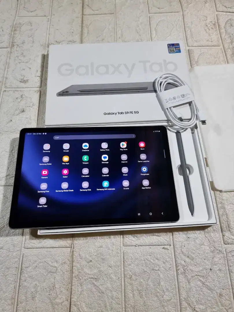 Samsung Tab S9 FE 5G Wifi Cell Like New