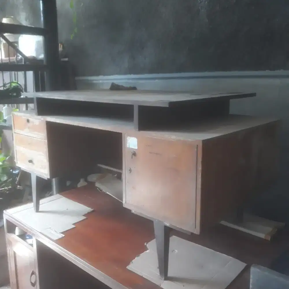 Meja jati tua papan tebal dan berat meja tulis meja kerja